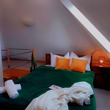 Apartament Pod 12 B Bielsko-Biała Dış mekan fotoğraf